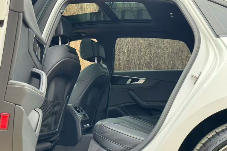 Used Audi A4L 2024 40 TFSI Luxury Dynamic Edition
