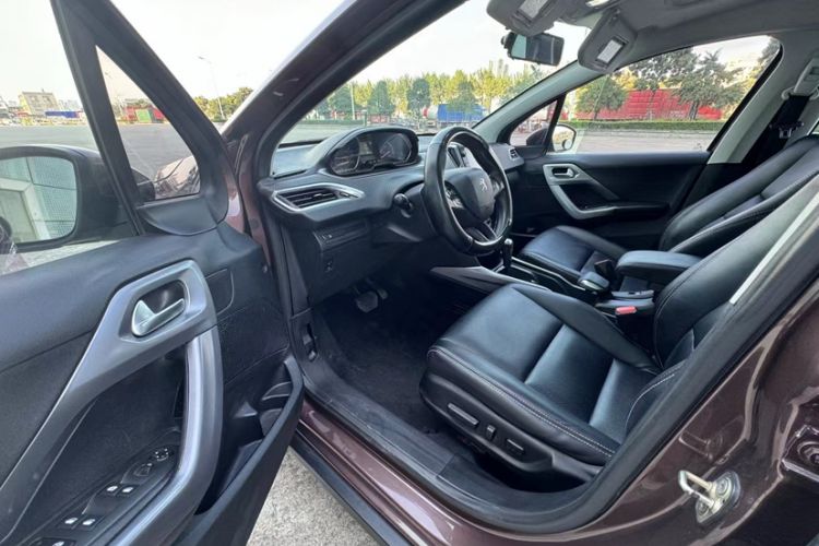 Used Peugeot 2008 2014 1.6L Automatic Fashion Edition