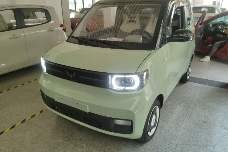 Used Wuling Hongguang MINIEV 2022 Macaron Premium Model – Lithium Iron Phosphate