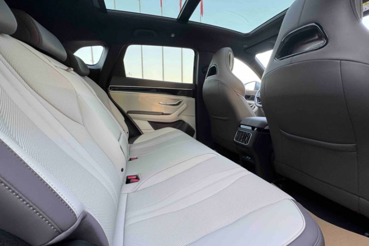 Used BYD Song PLUS New Energy 2025 DM-i Smart Drive 112KM Prestige Model
