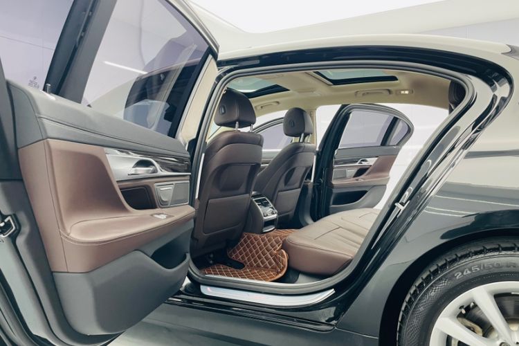 Used BMW 7 Series 2016 730Li Leading Model