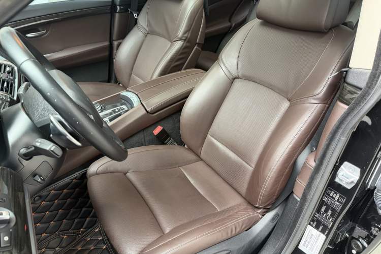 Used BMW 5 Series GT 2014 535i Luxury Edition