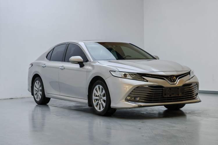 Used Toyota Camry 2019 Revised Version 2.0G Luxury Edition Exterior 10