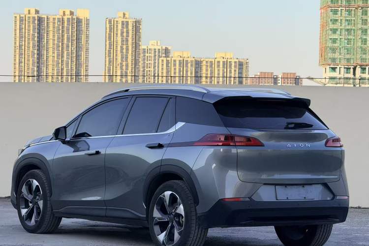 Used AION V 2022 Plus 80 Executive Edition Ternary Lithium