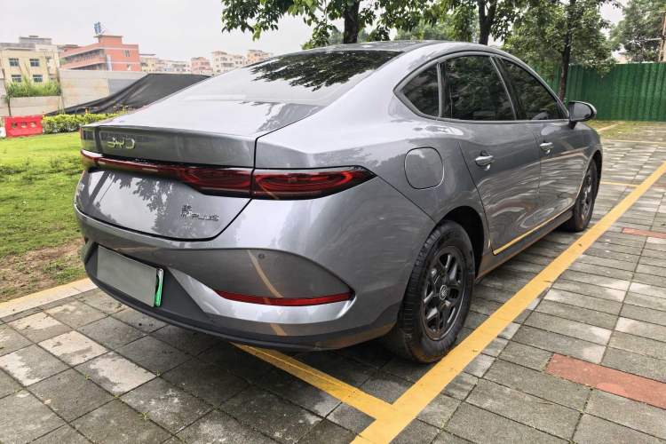 Used BYD Qin PLUS 2025 DM-i Smart Drive 55KM Leading Model