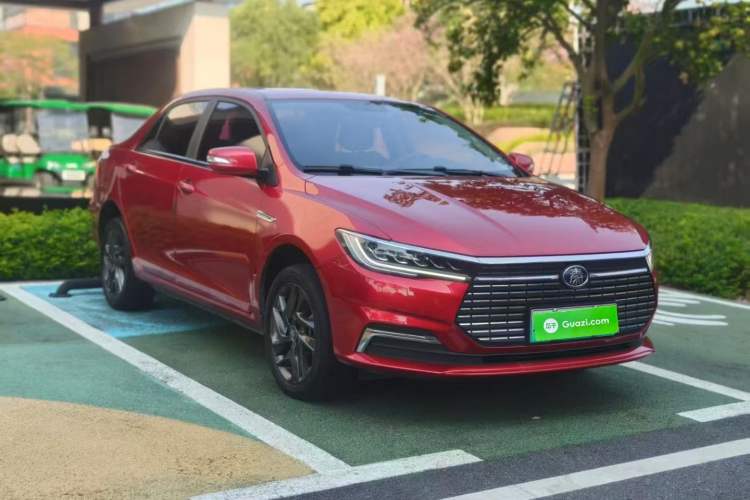 Used BYD Qin New Energy 2019 High-Range Luxury Model Exterior 3