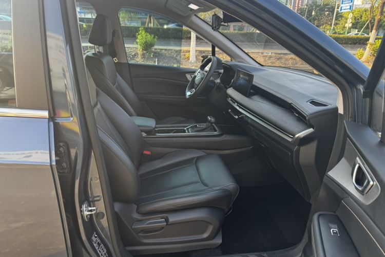 Used Wuling Jiachen 2022 1.5T CVT Smart Luxury Version