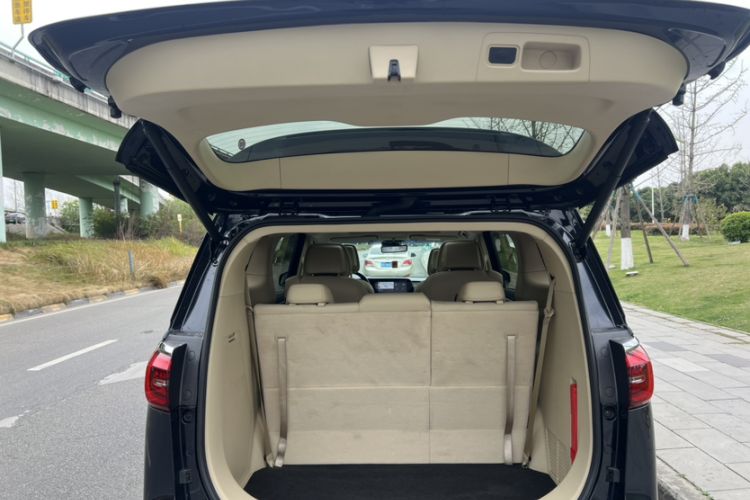 Used Buick GL8 2023 ES Lu Zun Flagship Model
