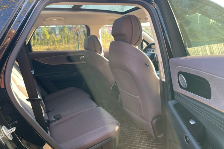 Used Chery Tiggo 9 C-DM 2025 1.5T 106KM Ultra-Comfort Version 7 Seats Lithium Iron Phosphate
