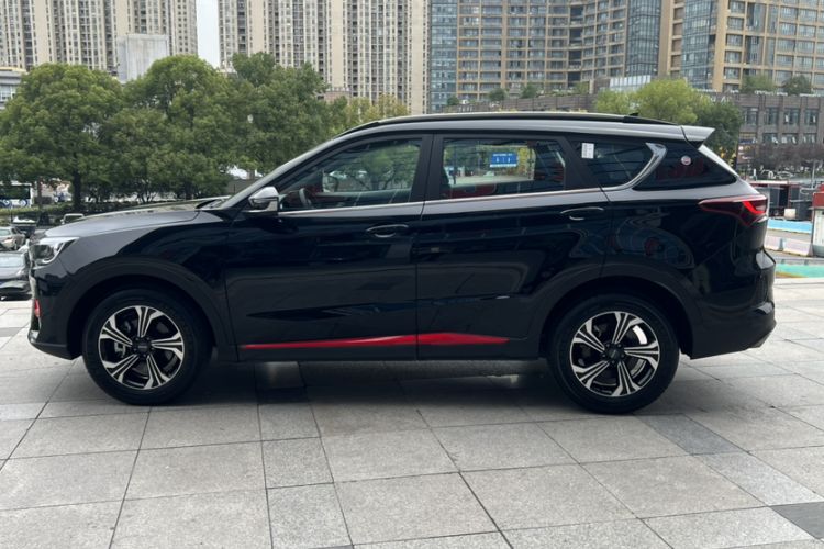 Used JETOUR X70 2023 1.5T DCT Beyond PRO Edition 5-Seater
