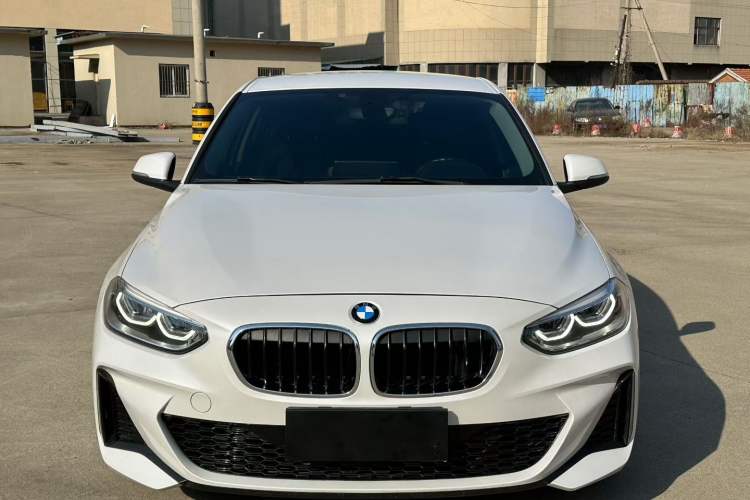 Used BMW 1 Series 2022 120i M Sport Edition Exterior 1