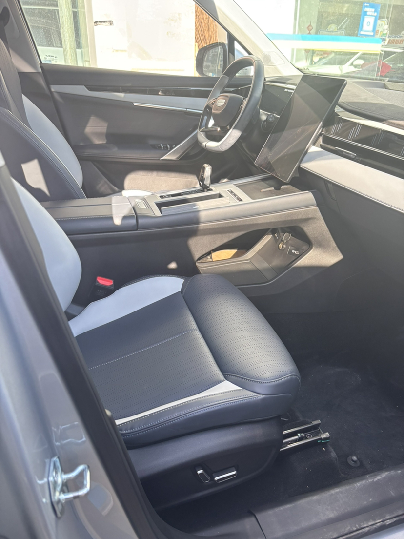 Geely Auto FX11 2024 1.5TD DCT Prestige Edition — снимка 9