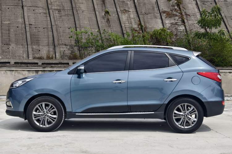 Used Hyundai ix35 2015 2.0L Automatic 2WD Smart Type China IV
