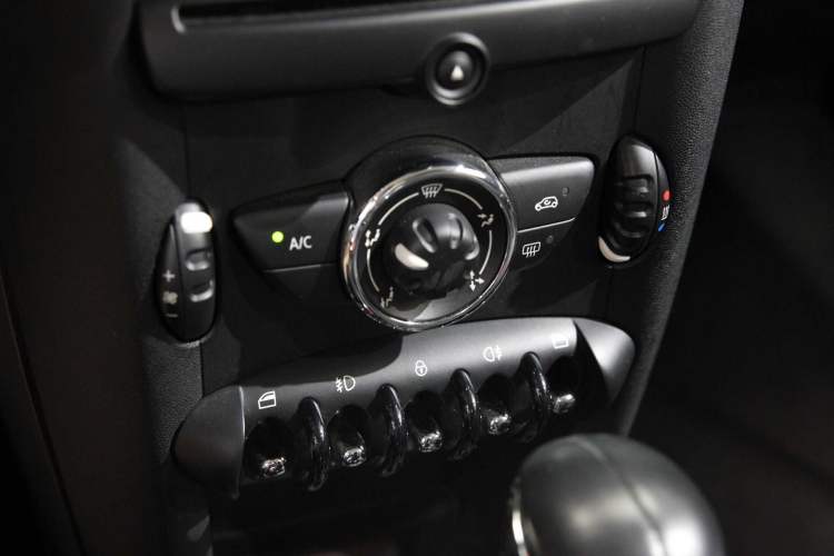 Used MINI MINI 2011 1.6L ONE