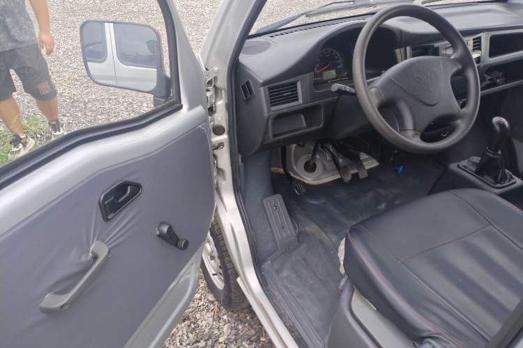 Used Wuling Zhiguang 2020 1.2L Practical Model China VI LSI