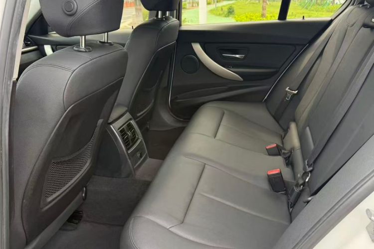 Used BMW 3 Series 2016 320i Fashion Model
