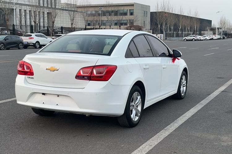 Used Chevrolet Cruze 2015 1.5L Classic SE AT
