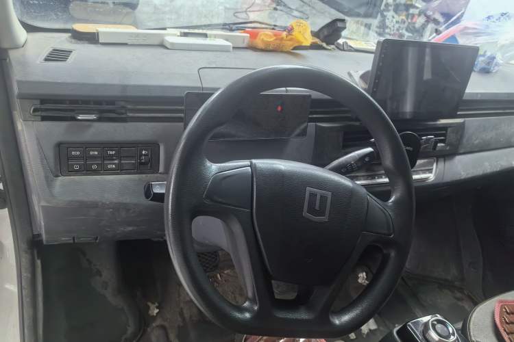 Used Farizon Xingxiang V 2024 Star Enjoy V6E Feature Edition Xuanwu 41.055 kWh
