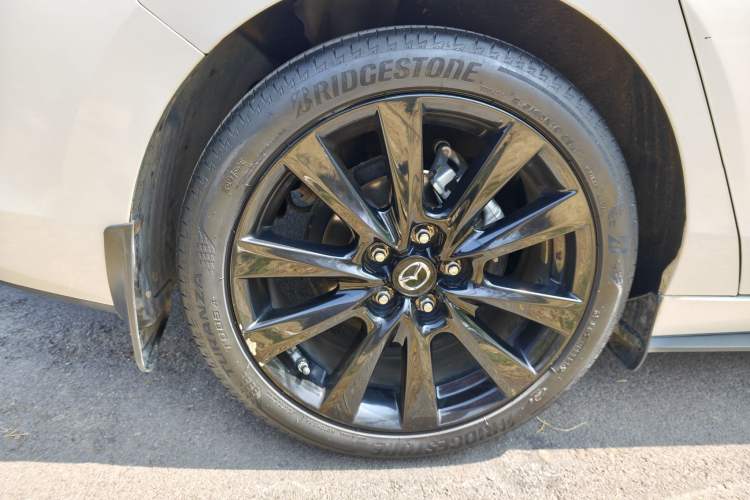 Used Mazda 3 Axela 2021 2.0L Automatic Zhiyao Edition Exterior 9