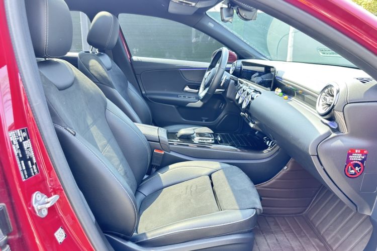 Used Mercedes-Benz A-Class 2020 Restyled A 200 L Sport Sedan Fashion Version Interior 4