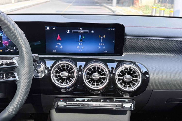 Used Mercedes-Benz A-Class 2025 A 200 L Fashion Model Interior 5