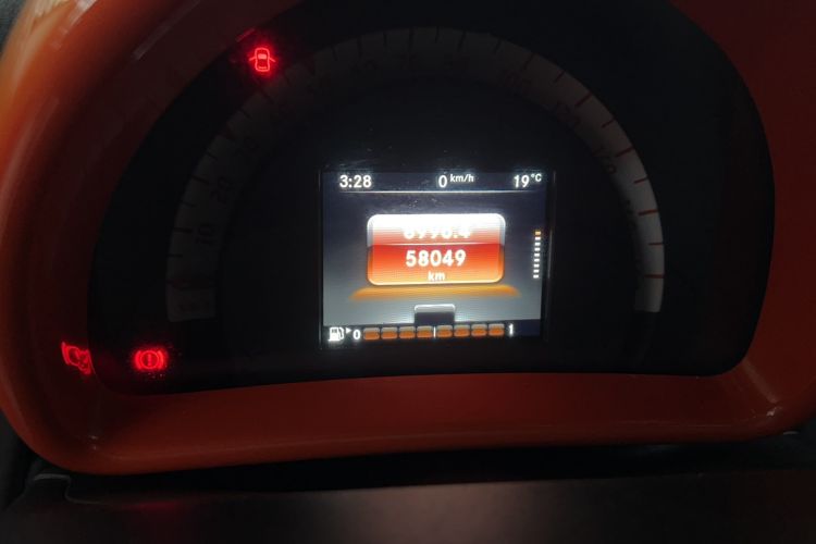 Used smart fortwo 2016 1.0L 52 kW Convertible Passion Edition
