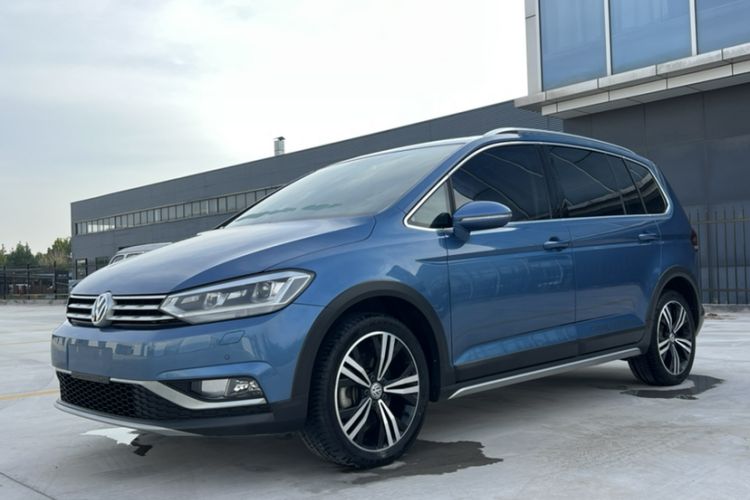 Used Volkswagen Touran 2021 Volkswagen Touran L 280TSI DSG Boundary Edition 7-Seater