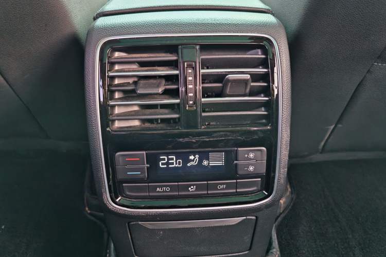 Used Volkswagen Magotan 2017 380TSI DSG Luxury Model