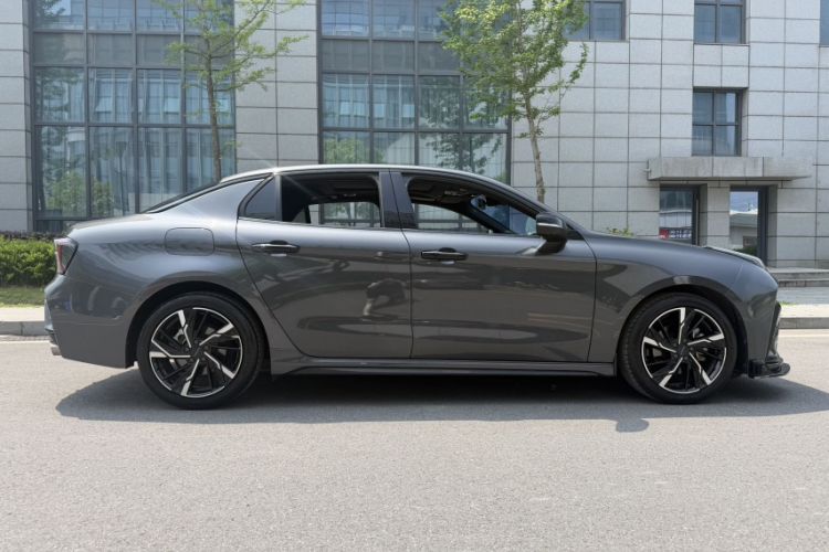 Used Lynk & Co 03 2023 1.5TD DCT JingPro
