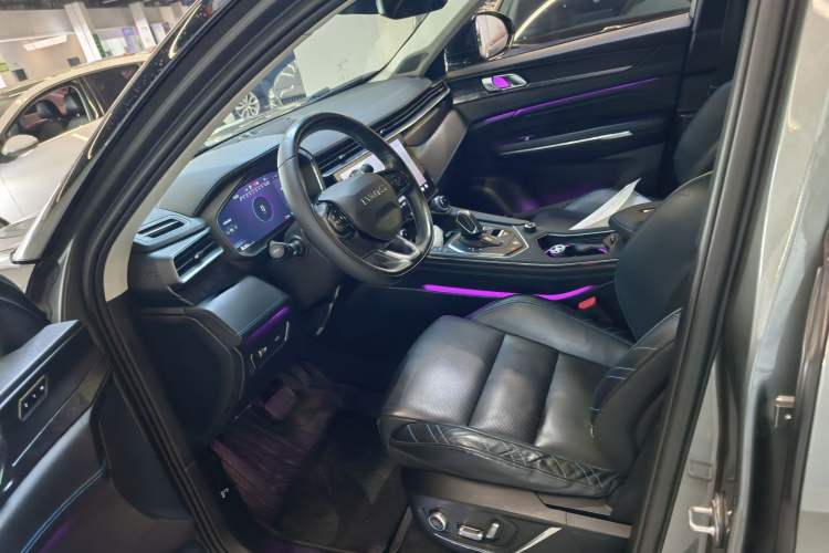 Used Lynk & Co 05 2022 2.0T Two-Wheel Drive Shine Halo Interior 1