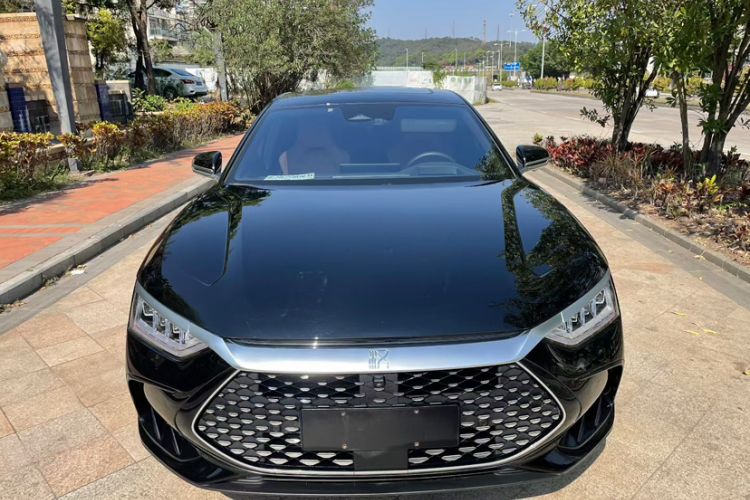 Used BYD Han 2022 DM-i 242km Flagship Model
