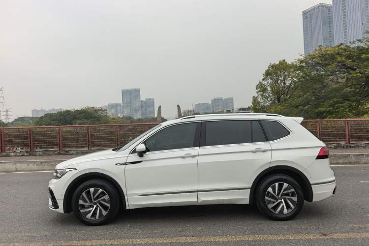 Used Volkswagen Tiguan L New Energy 2022 430 PHEV Plug-in Hybrid Flagship Edition
