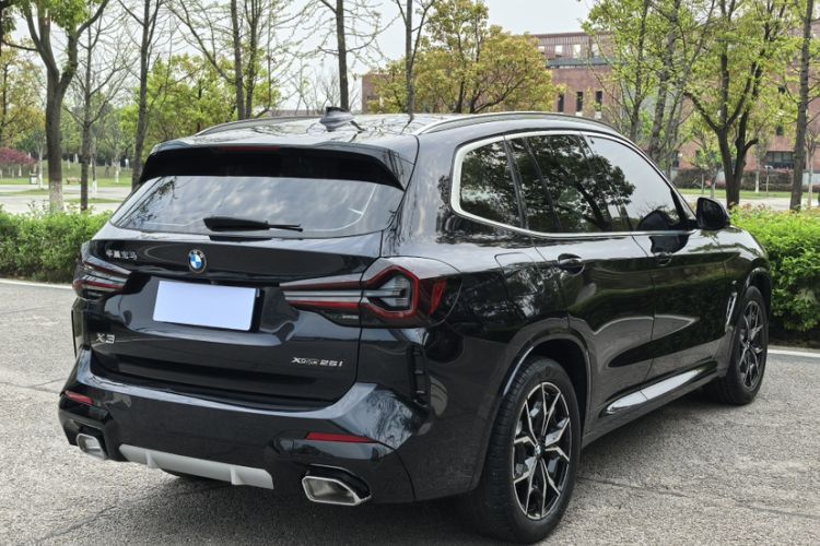 Used BMW X3 2022 xDrive25i M Sport Package Exterior 5