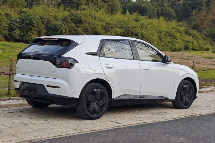 Used ARCFOX T1 2025 Model 425 PRO