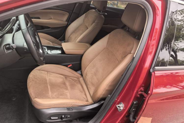 Used Buick Regal 2017 28T Prestige Model