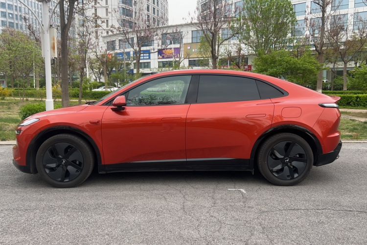 Used ONVO L60 2024 60 kWh Rear-Drive Version Exterior 1