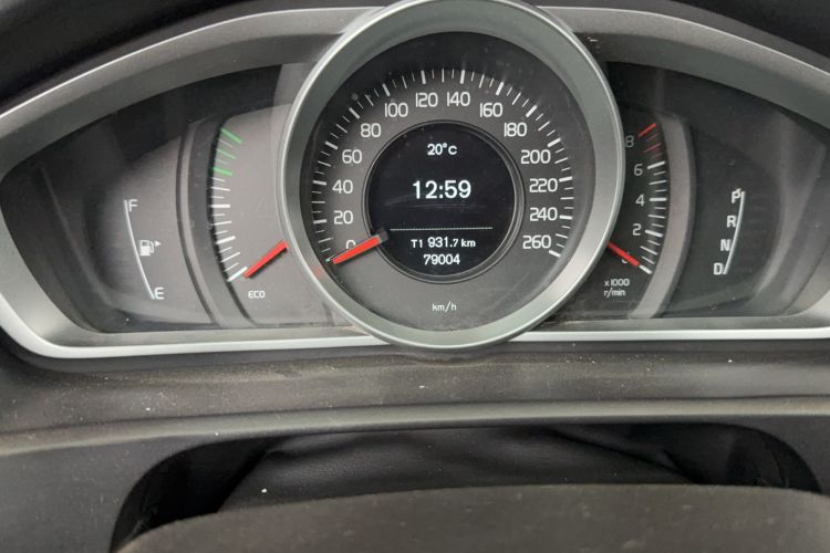 Used Volvo V40 2018 T3 Smart Edition
