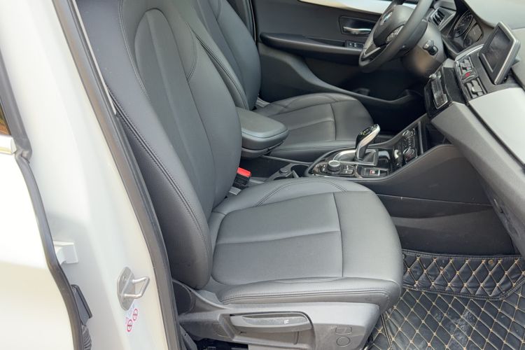 Used BMW 2 Series Gran Tourer 2019 220i Leading Model Right Front Seat