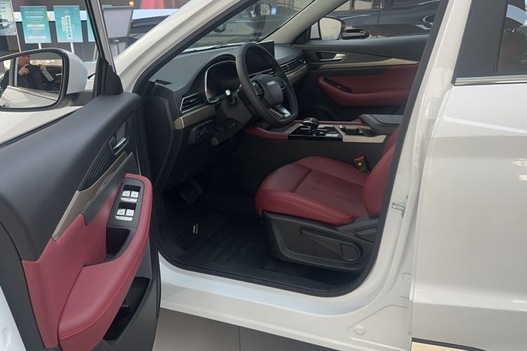 Used JETOUR X70 2025 1.5T DCT Overdrive PRO 5-Seater