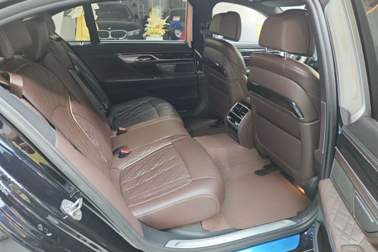 Used BMW 7 Series 2021 740Li Leading Model M Sport Package