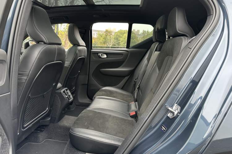 Used Volvo XC40 2022 T4 Four-Wheel Drive Smart & Dynamic Sport Edition
