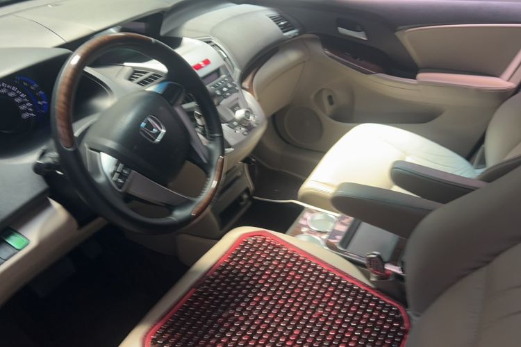 Used Honda Odyssey 2014 2.4L Elite Edition Interior 1