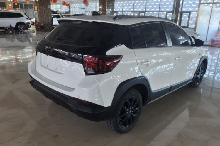 Used Toyota YARiS L Zhi Xuan 2021 X-Trail 1.5L CVT Luxury Edition
