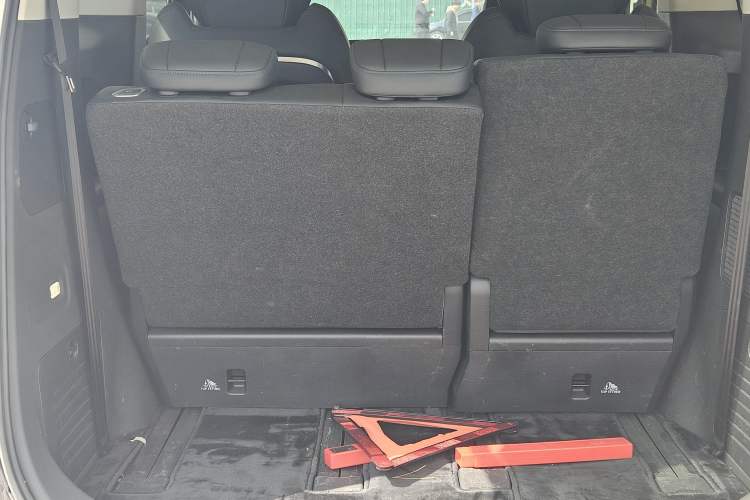 Used Hongqi HQ9 PHEV 2024 2.0T Four-Wheel Drive Business Edition
