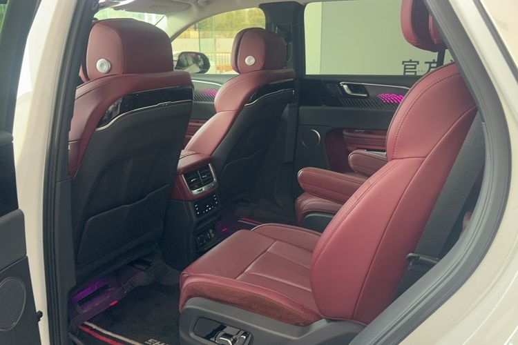 Used Hongqi E-HS9 2022 660 km Range Flagway Edition Six Seats
