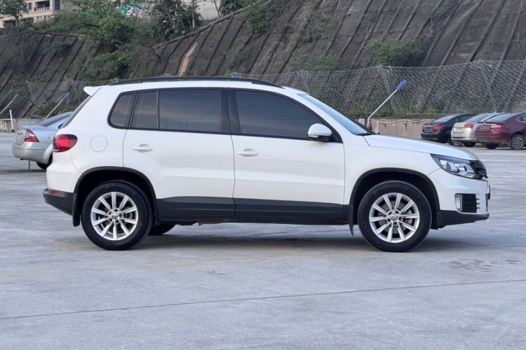 Used Volkswagen Tiguan 2017 300TSI Automatic Two-Wheel Drive Silk Road Comfort Edition Exterior 3