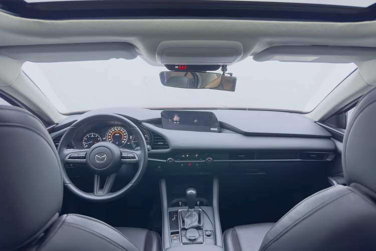 Used Mazda Mazda 3 Axela 2020 1.5L Automatic Luxury Version