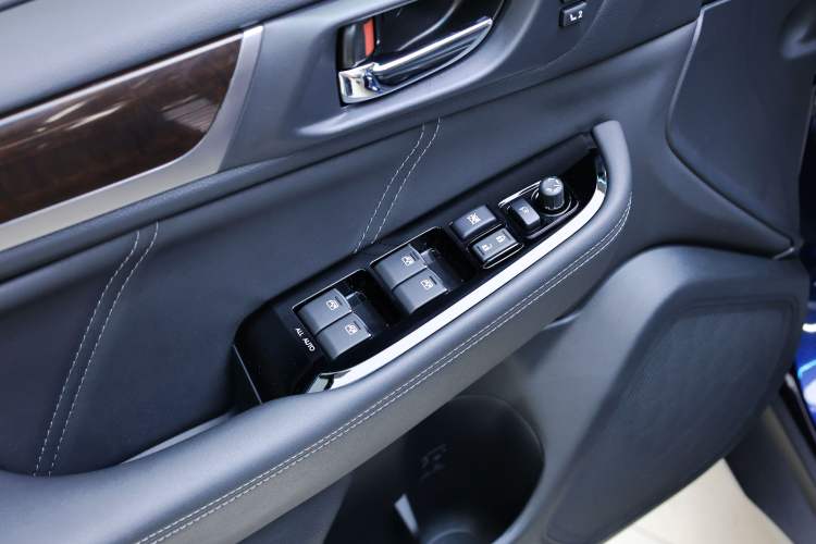 Used Subaru Outback 2017 2.5i Luxury Navigation Edition
