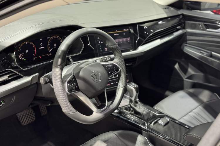 Used Volkswagen Passat 2024 330TSI Starry Elite Edition