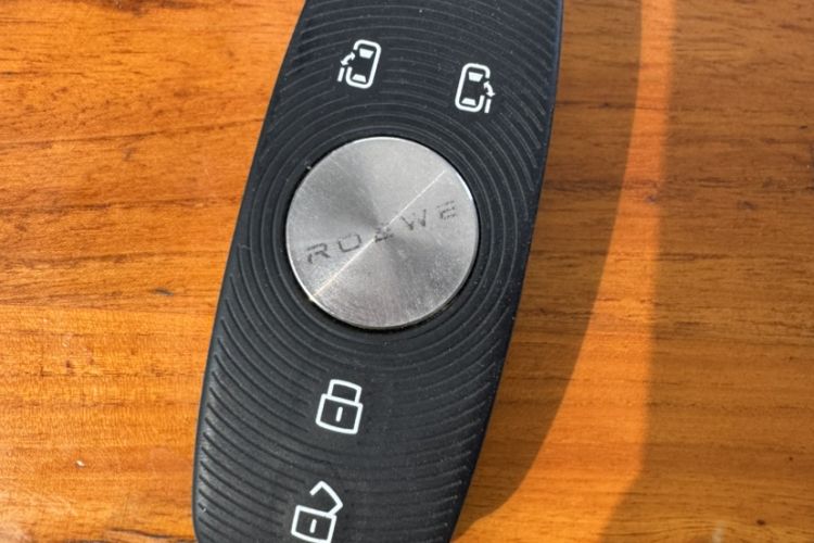 Used Roewe iMAX8 2021 400TGI Supreme Series Prestige Edition
